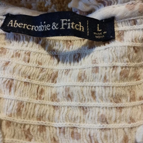 Abercrombie & Fitch White Floral Peasent Blouse - Picture 2 of 6